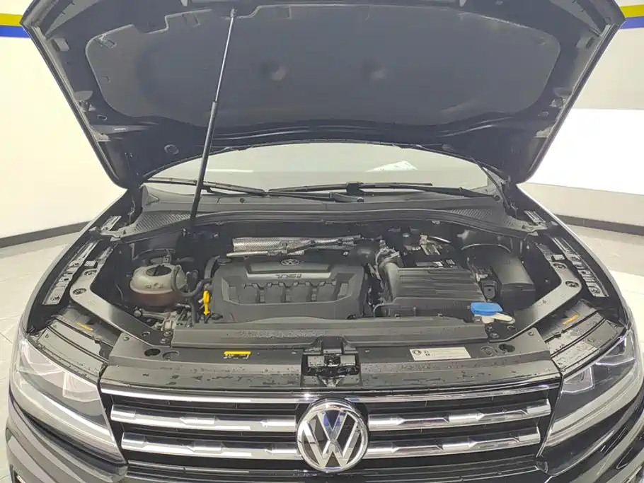 Volkswagen Tiguan L — миниатюра 10