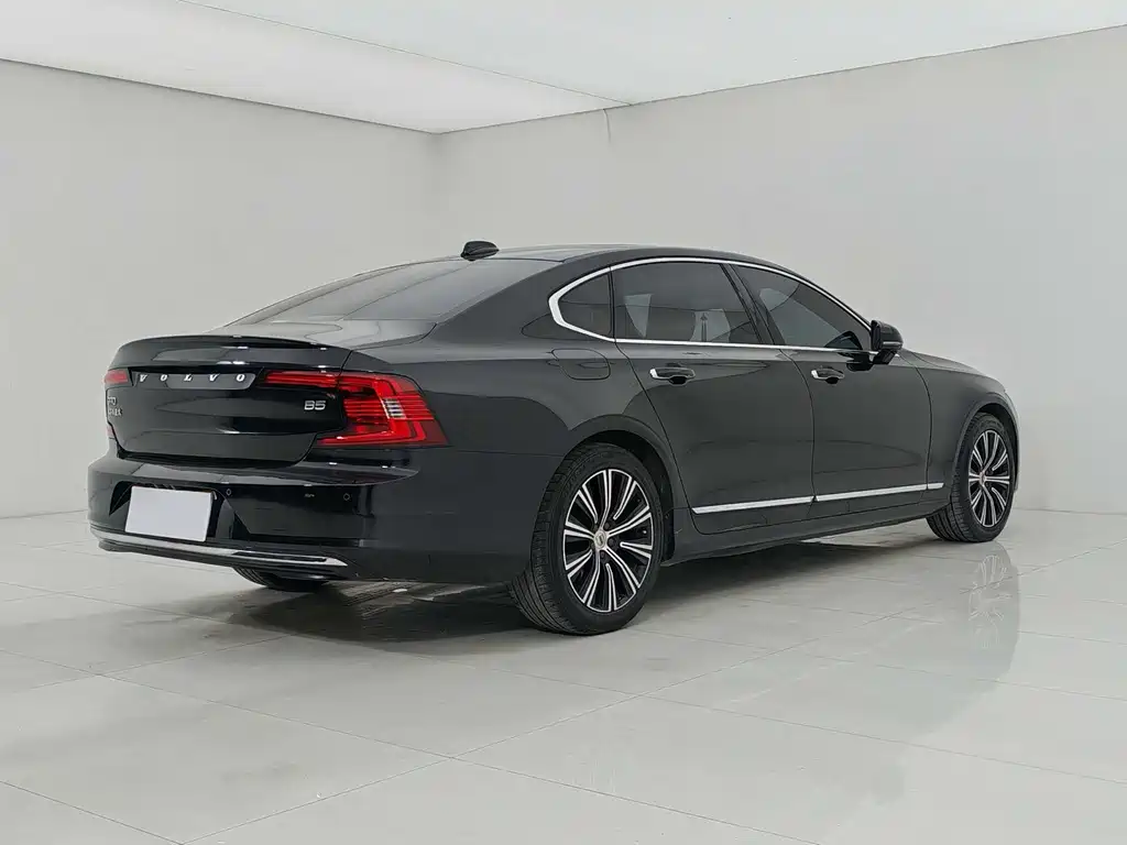 Volvo S90 2021 B5 Luxury