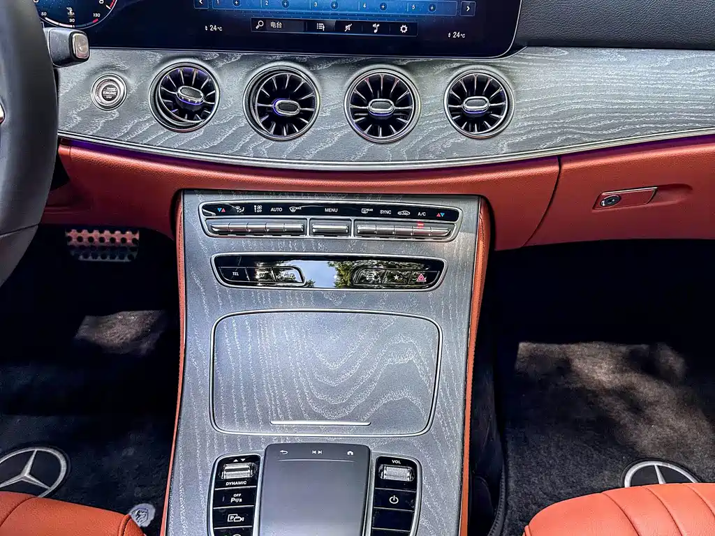 Mercedes-Benz CLS — миниатюра 12