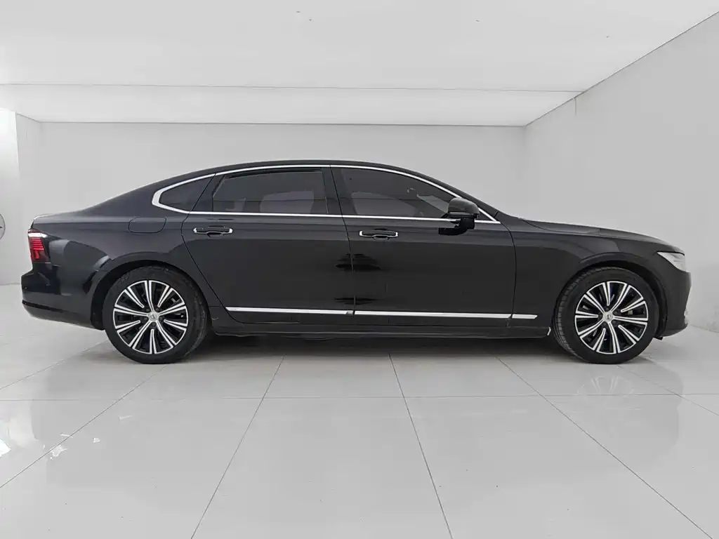 Volvo S90 2021 B5 Luxury