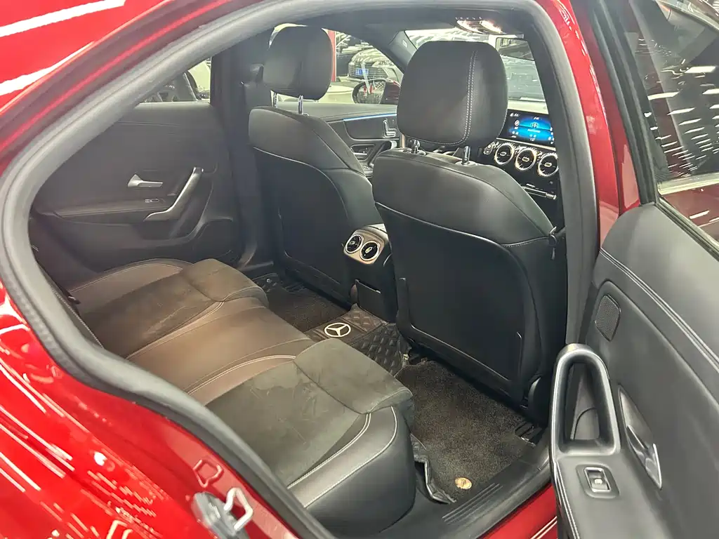 MERCEDES-BENZ A CLASS