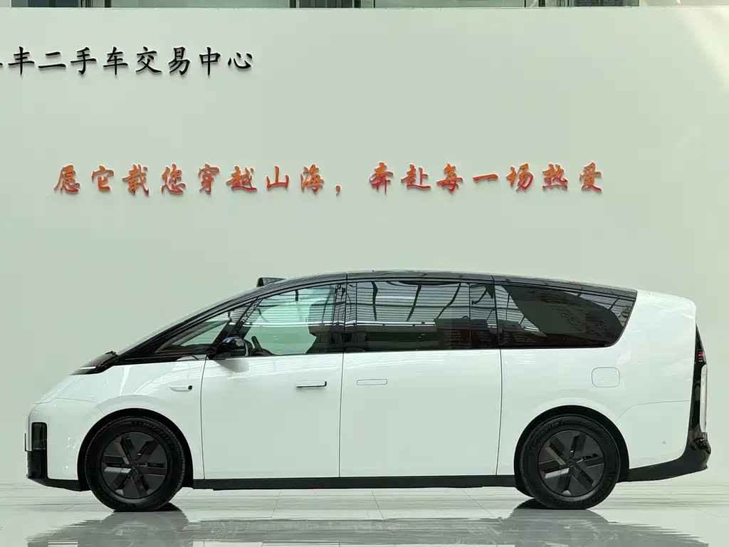 Li Auto Li MEGA — миниатюра 4