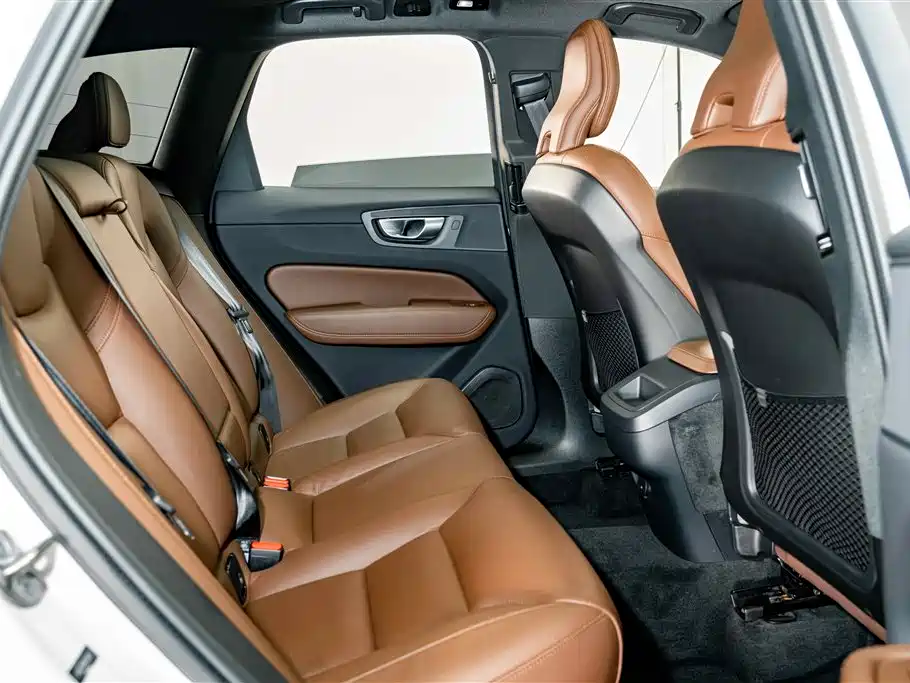Volvo XC60 — миниатюра 20