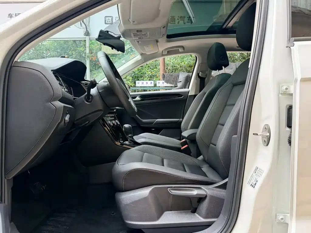 Volkswagen T-Roc 2020 280TSI DSG Comfort
