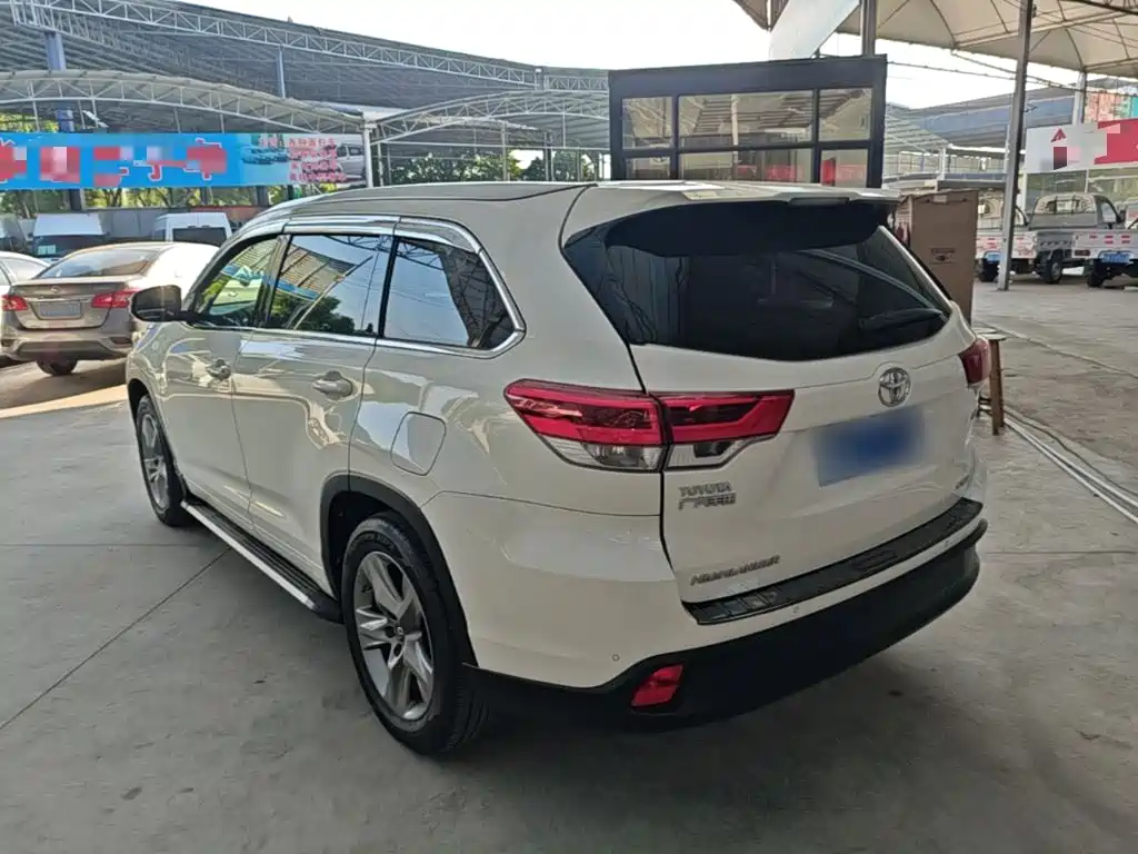 Toyota Highlander — миниатюра 5