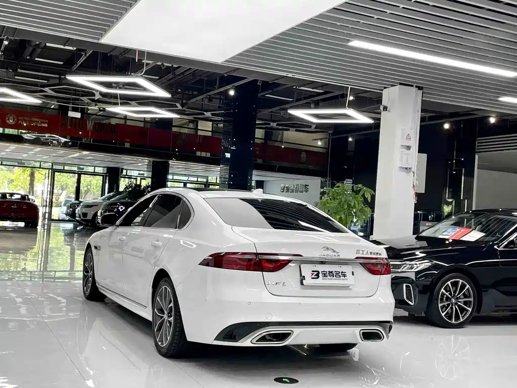 Jaguar XFL 2021 XFL 2.0T P250 Elite Sport