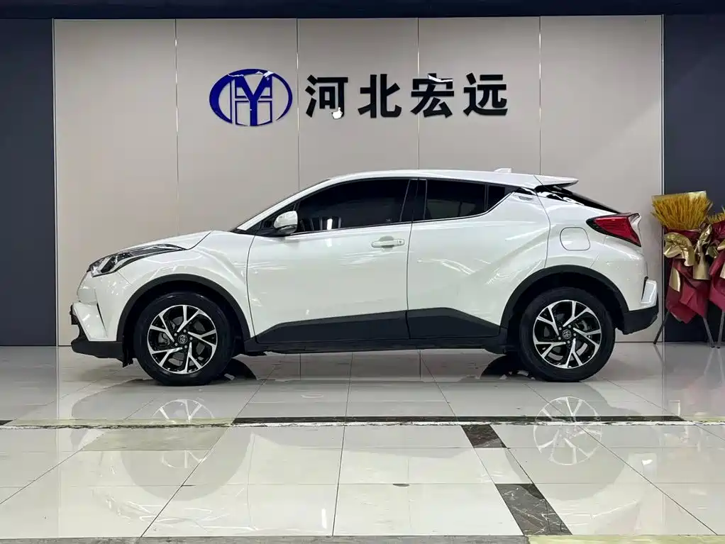 Toyota C-HR — миниатюра 3