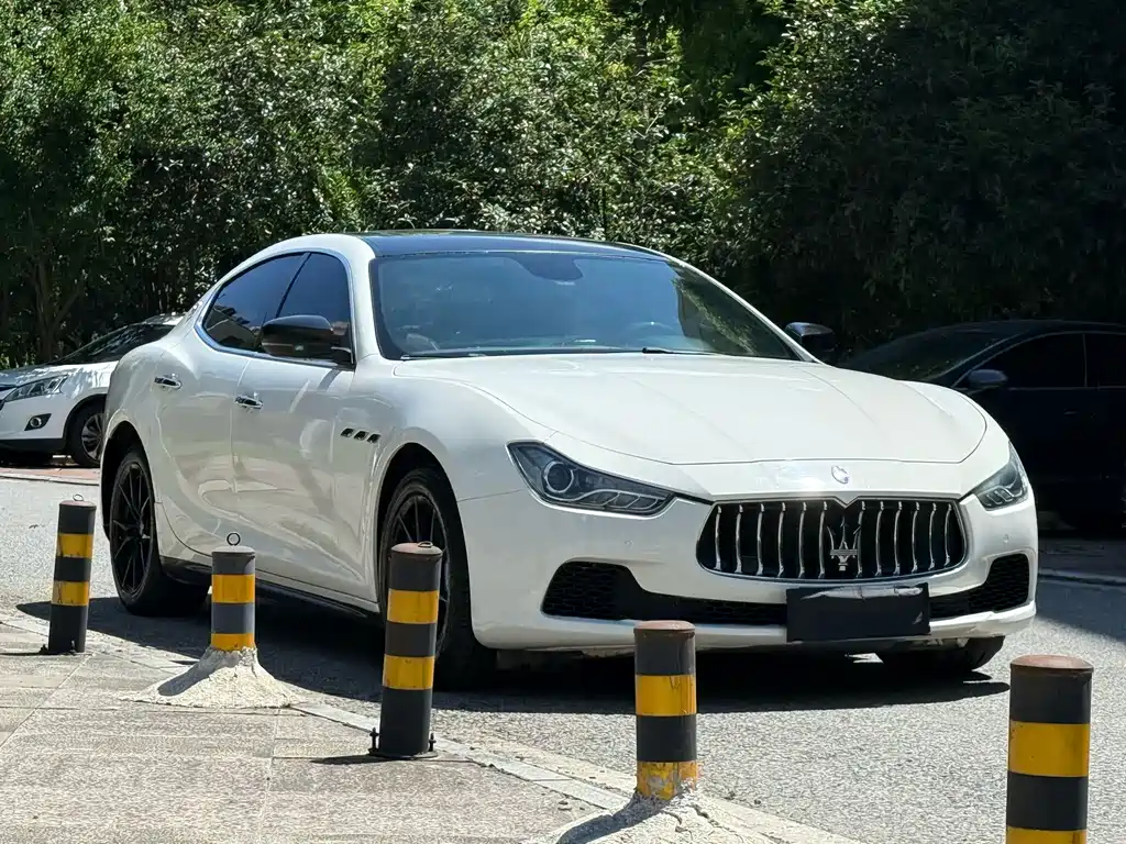 Maserati Ghibli — миниатюра 3
