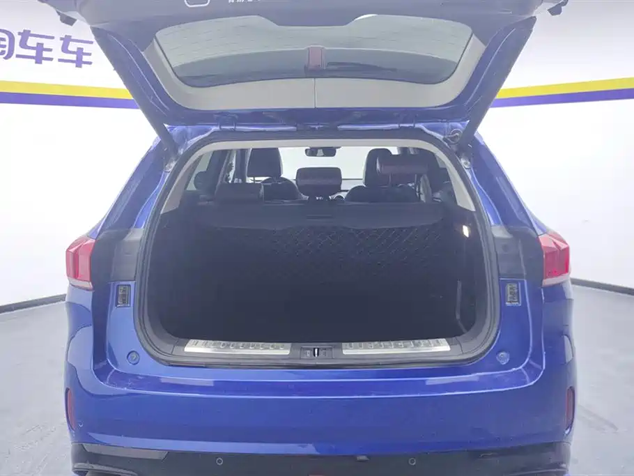 WEI PAI WEI BRAND VV6