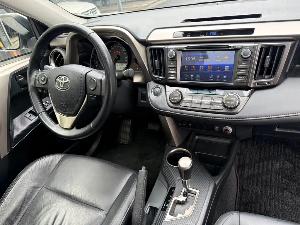 Toyota RAV4 — миниатюра 18