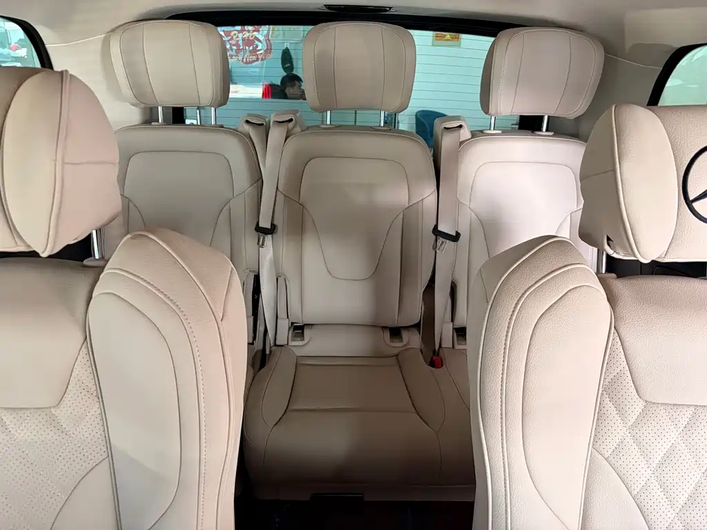 Mercedes-Benz V-Class — миниатюра 19