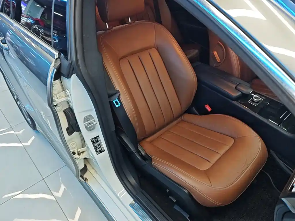 Mercedes-Benz CLS — миниатюра 25
