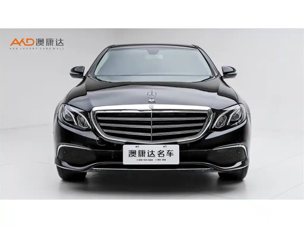 Mercedes-Benz E-Class — миниатюра 2