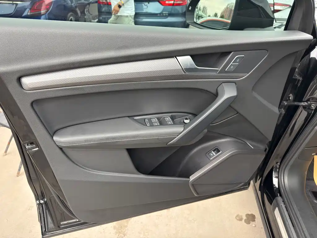 Audi Q5L — миниатюра 3
