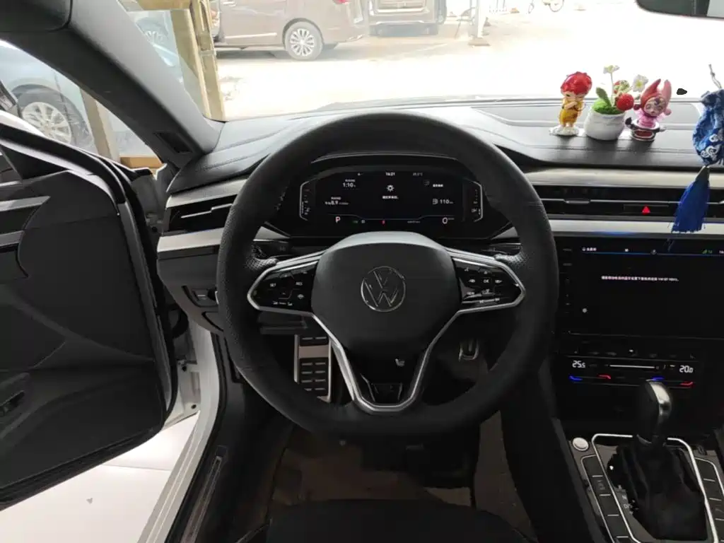 Volkswagen CC — миниатюра 11