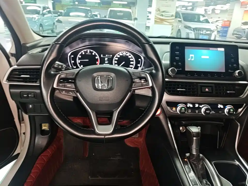 Honda Accord — миниатюра 11
