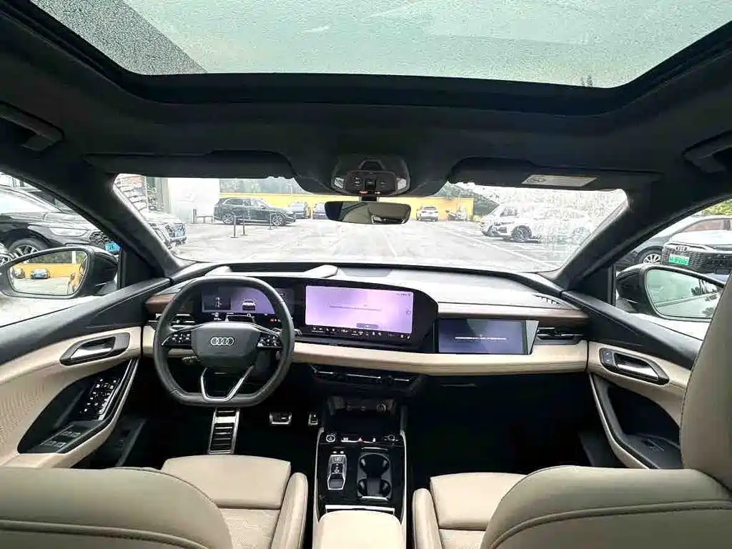Audi Q6L e-tron — миниатюра 6