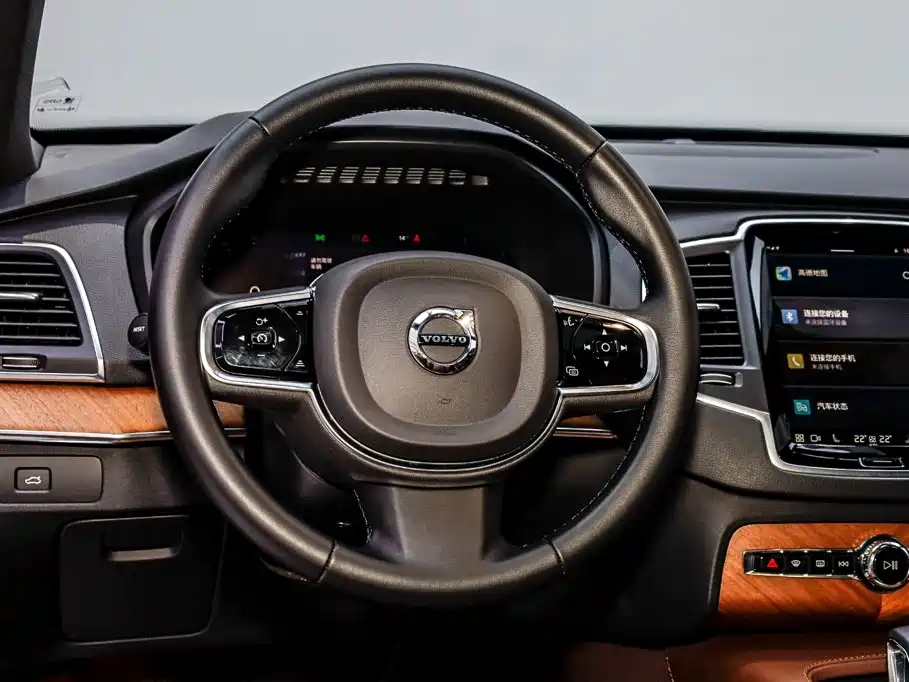 Volvo XC90 — миниатюра 20