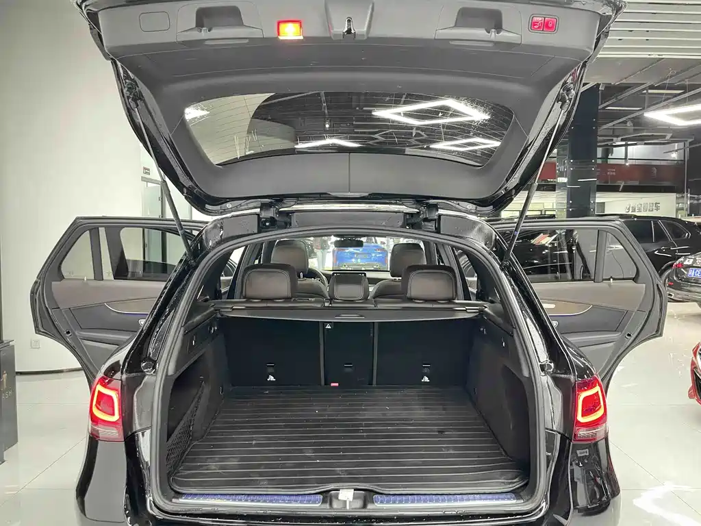 Mercedes-Benz GLC — миниатюра 13