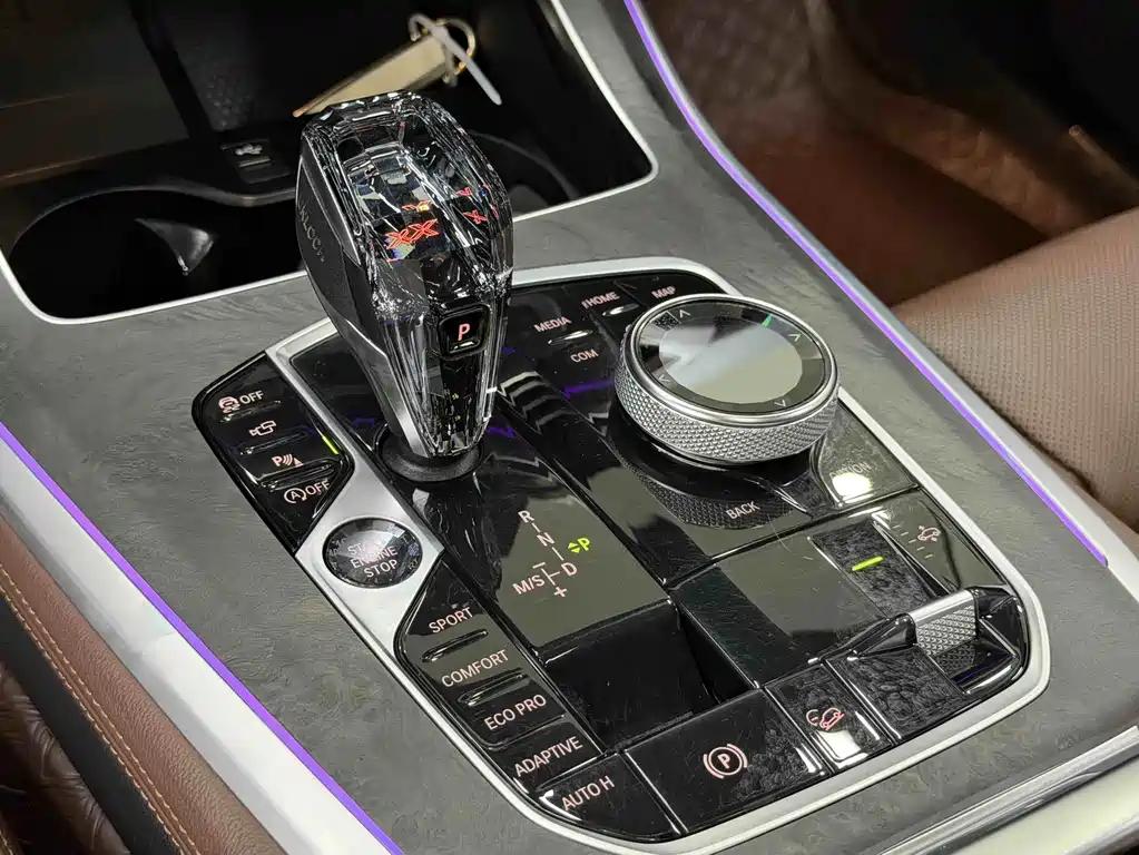 BMW X5 (Import) — миниатюра 11