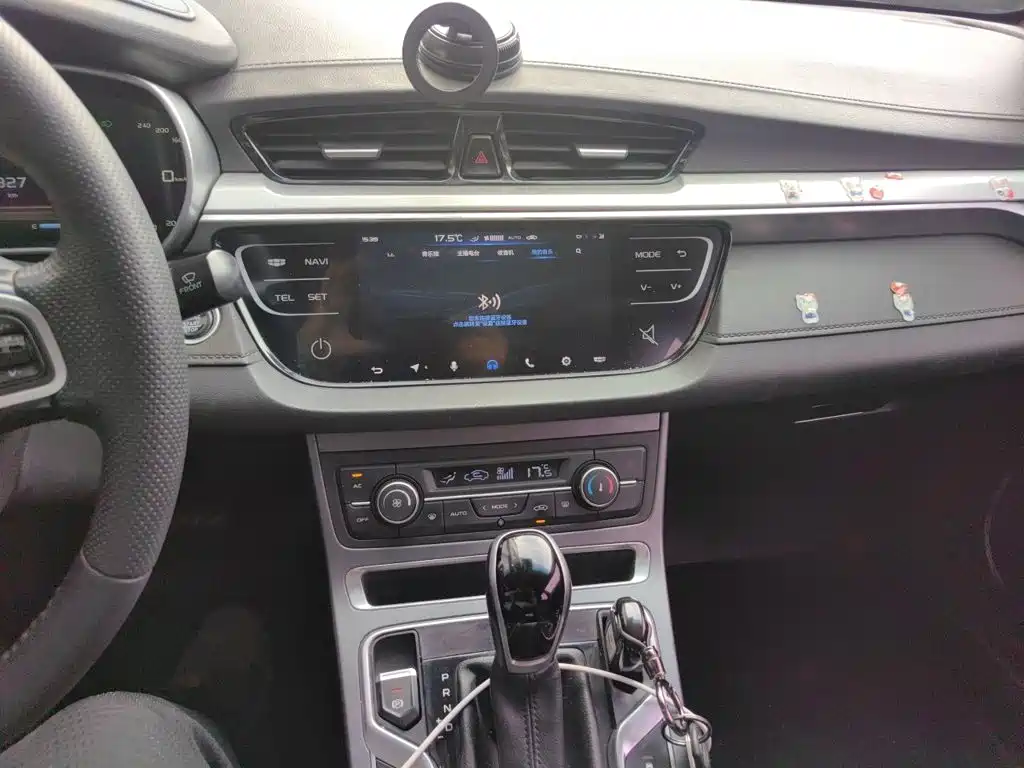 Geely Emgrand — миниатюра 14