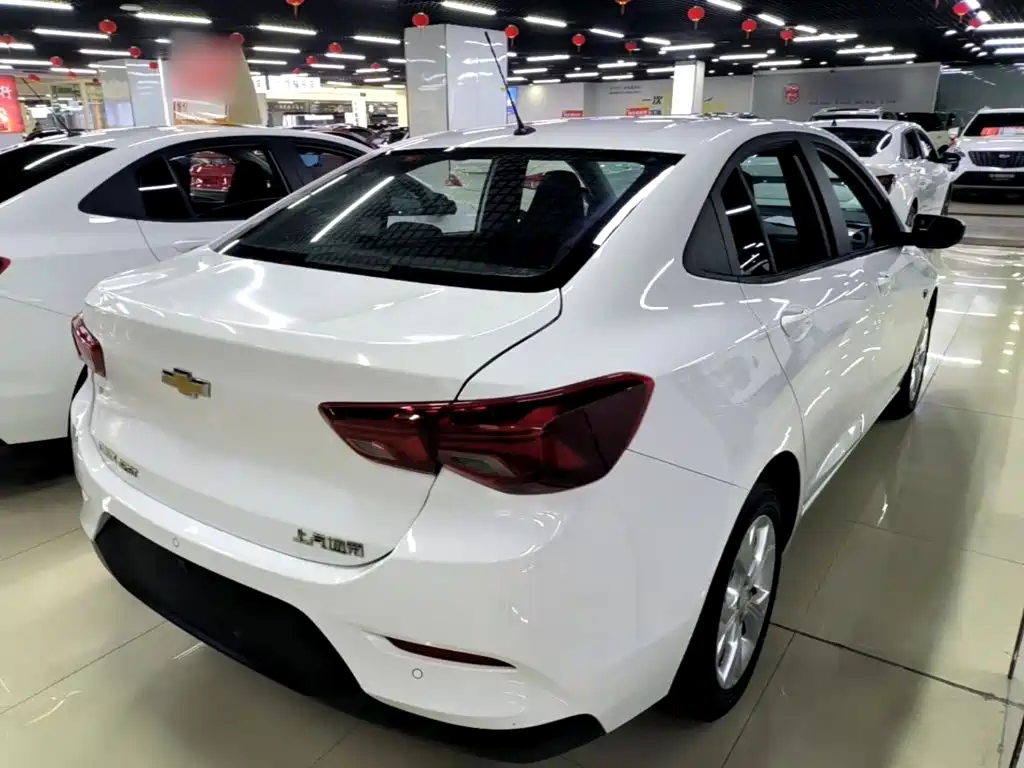 Chevrolet Cavalier — миниатюра 7