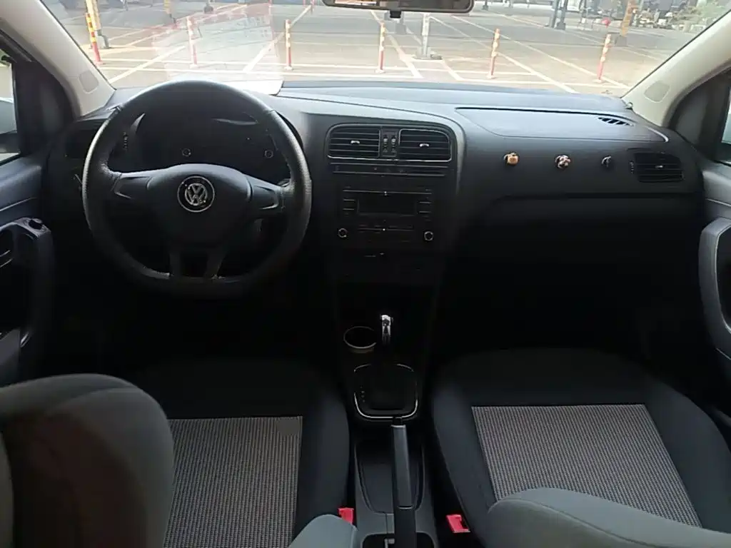 Volkswagen Polo — миниатюра 10