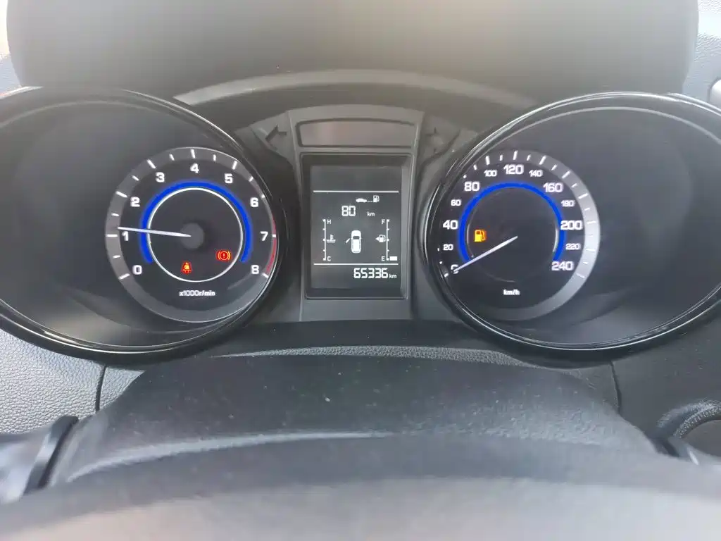 Changan CS15 — миниатюра 13