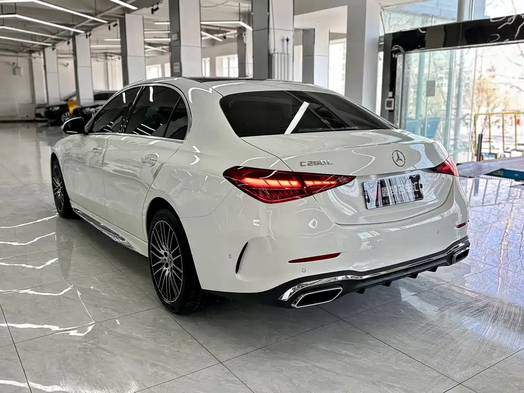 MERCEDES-BENZ C CLASS