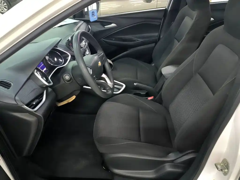 Chevrolet Cavalier — миниатюра 15