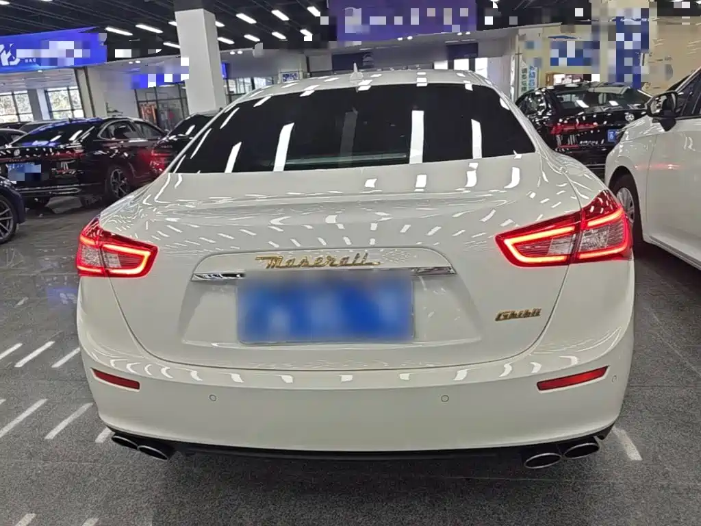 Maserati Ghibli — миниатюра 6