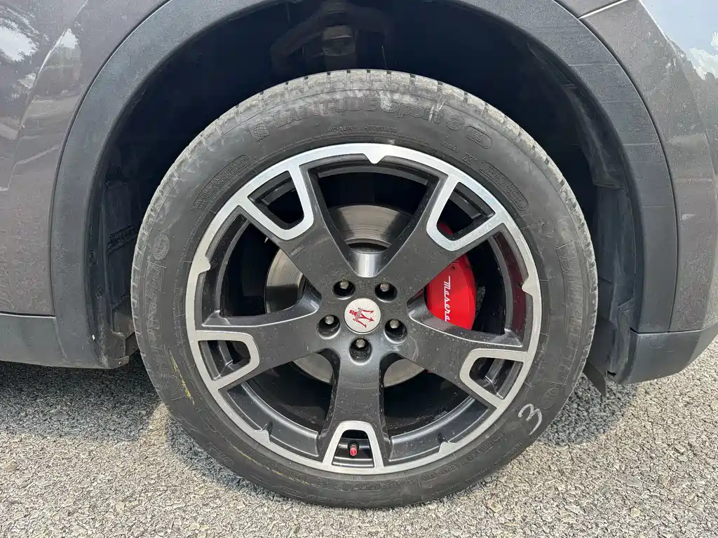Maserati Levante — миниатюра 13
