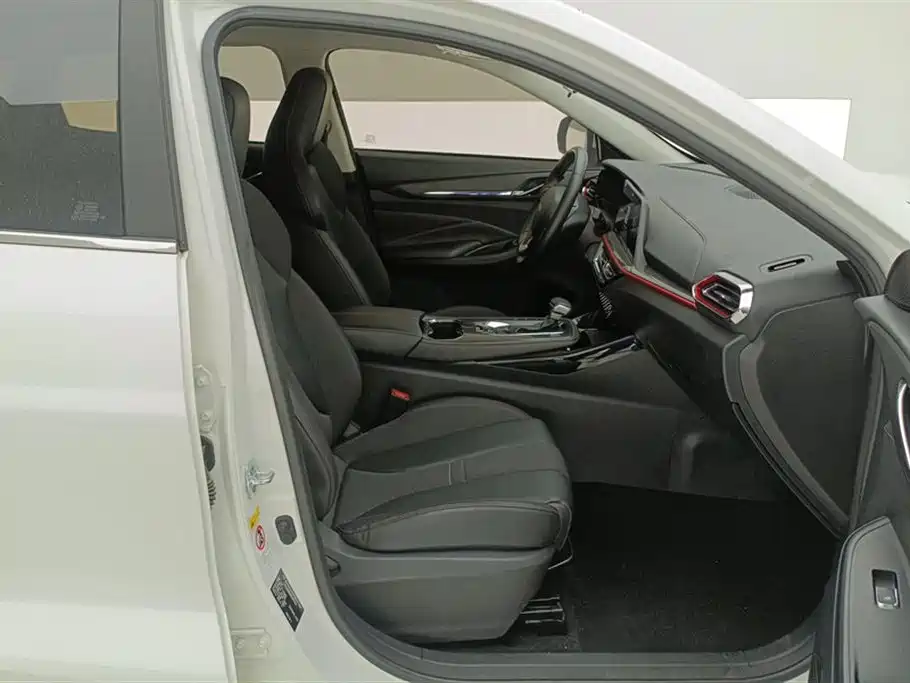 Oshan X5 2021 1.5T DCT Luxury
