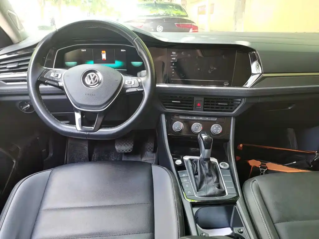 Volkswagen Sagitar — миниатюра 5