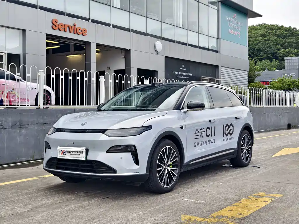 2025 Leapmotor C11 - zdjęcie 1 z 23