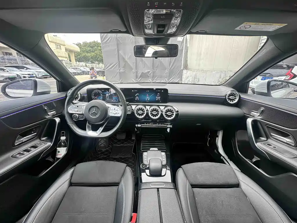 Mercedes-Benz A-Class — миниатюра 9
