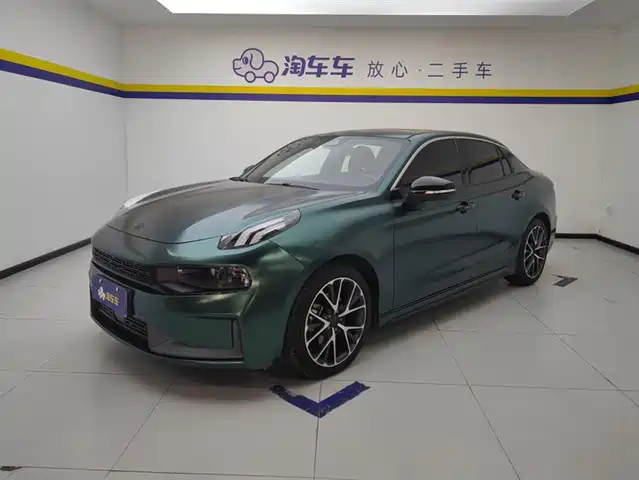 2021 Lynk & Co 03