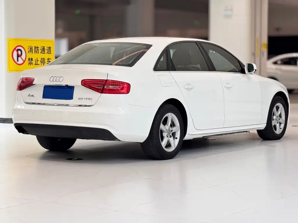Audi A4L — миниатюра 9