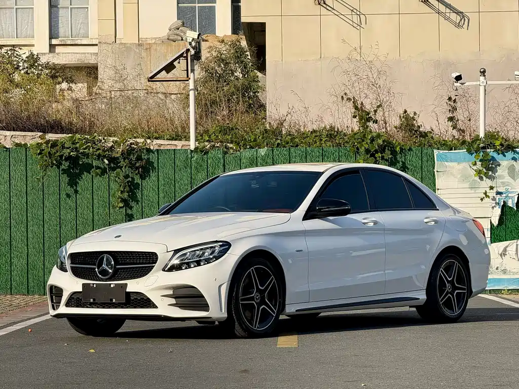 MERCEDES BENZ C CLASS