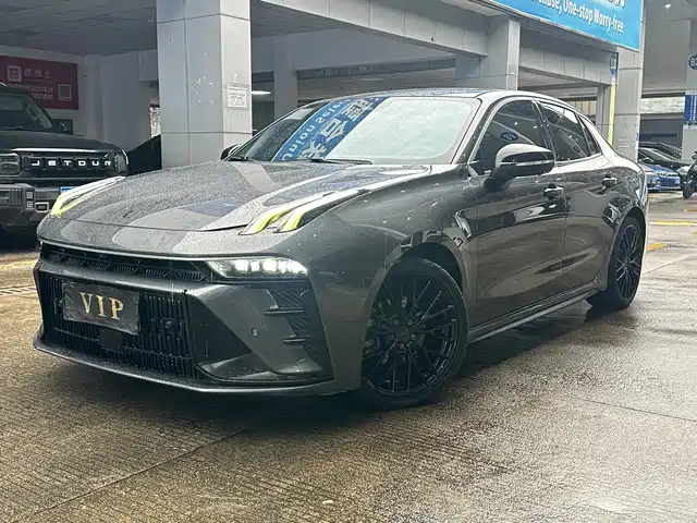 2023 Lynk & Co 03