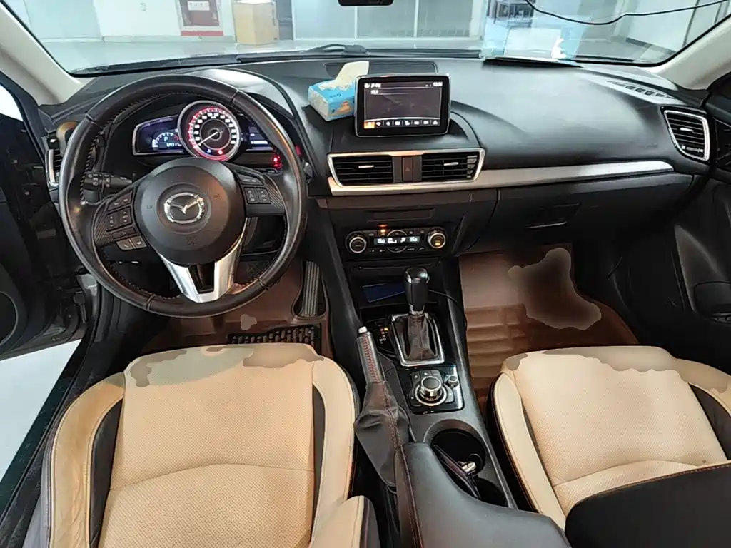 Mazda 3 Axela — миниатюра 10