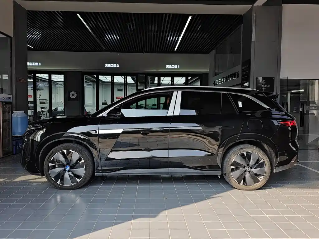 BYD Tang L — миниатюра 4