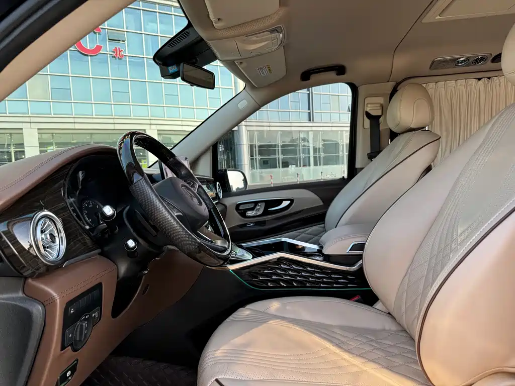 Mercedes-Benz Vito — миниатюра 11