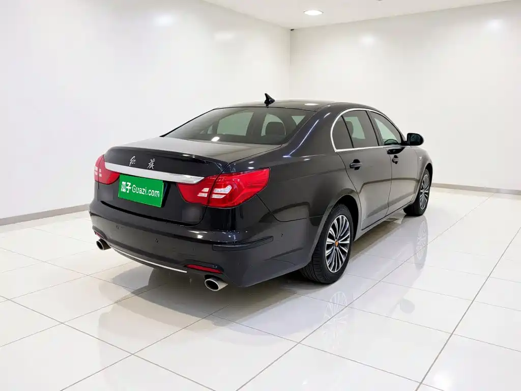 Hongqi Hongqi H7 — миниатюра 6