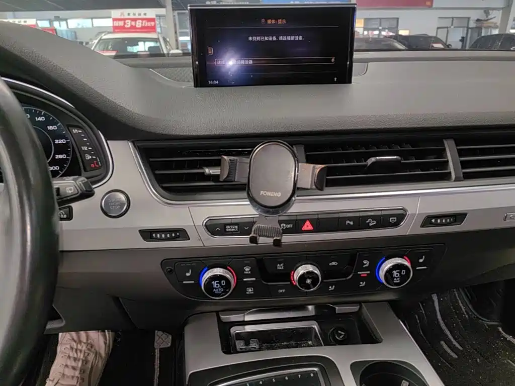 Audi Q7 — миниатюра 13