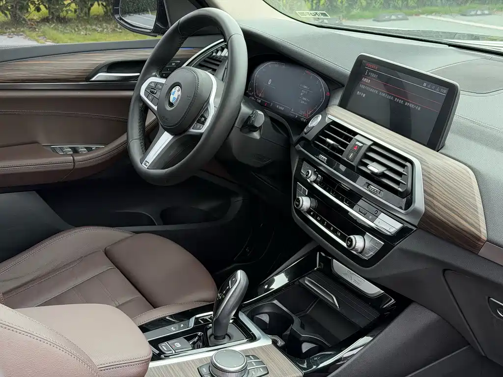 BMW X3 — миниатюра 14