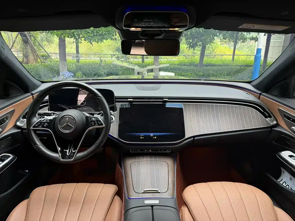 Mercedes-Benz E-Class E 2024 E 300 L Fashion