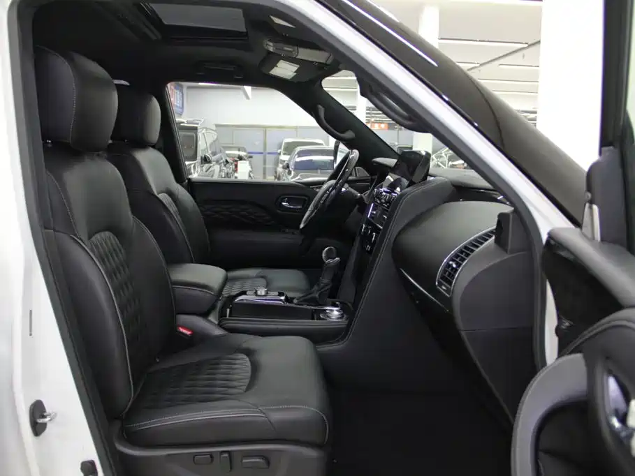 Infiniti QX80 — миниатюра 10