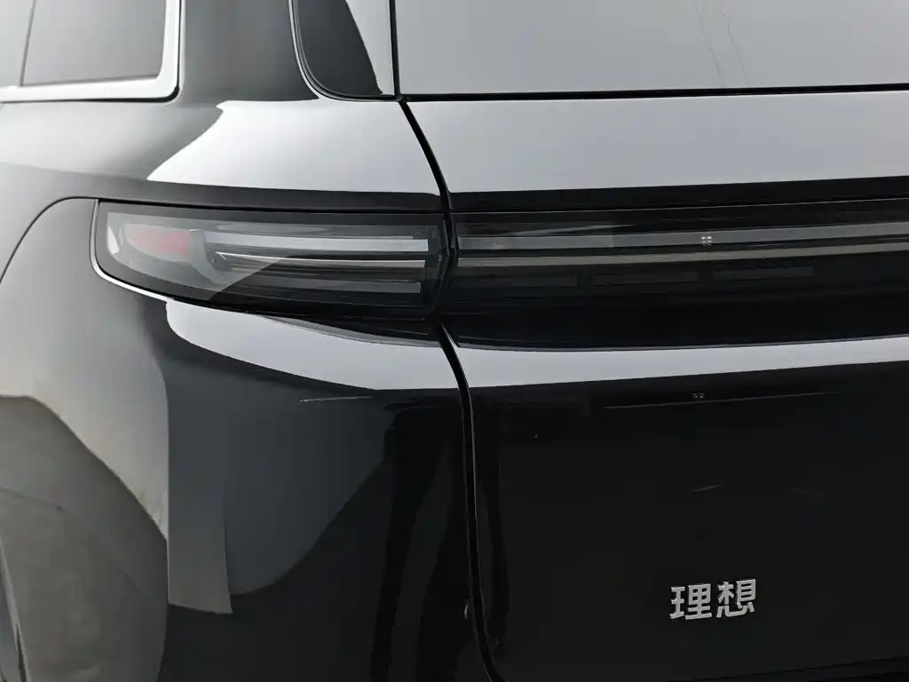 Li Auto Li L8 — миниатюра 7