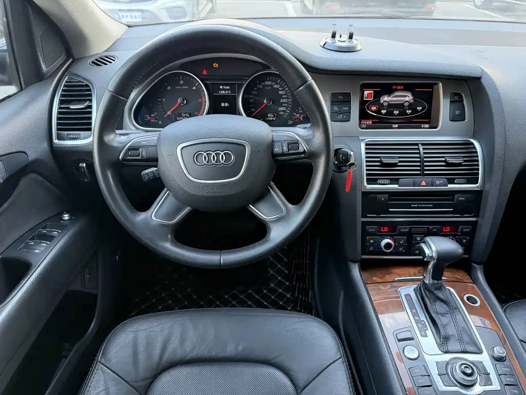 Audi Q7 — миниатюра 14